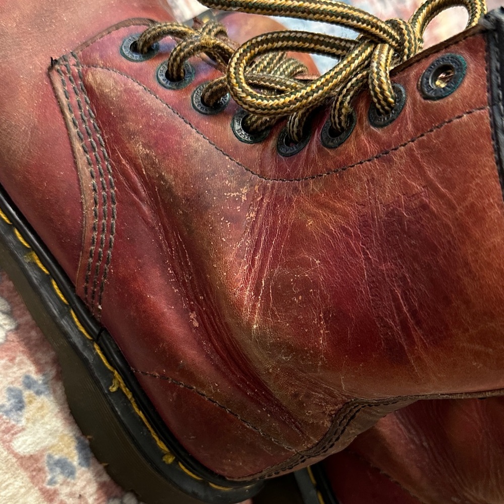 Dr. Martens Burgundy  Leather MADE IN ENGLAND - Picture 11 of 13
